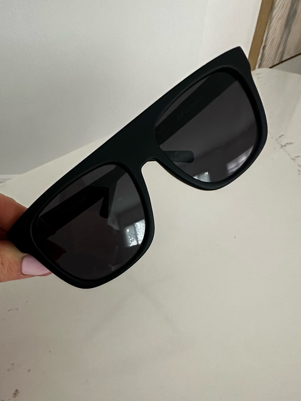 Le specs sunglasses